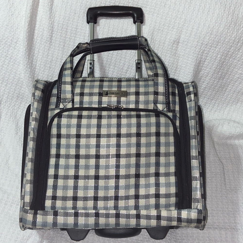 EUC London Fog plaid Under The Seat Carry on Luggage Roller Bag Travel